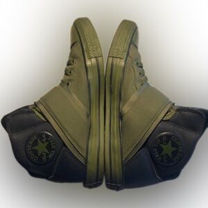 Converse Chuck Taylor G2 Strap X-Hi Sneaker Men 7 Women 9